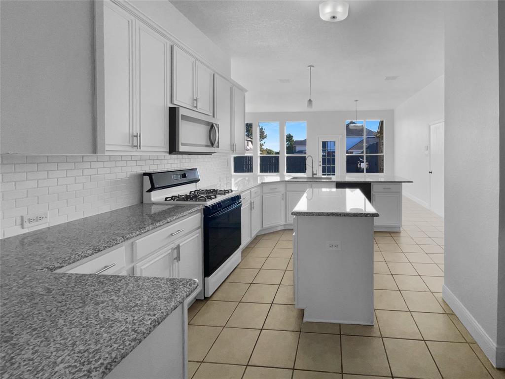 3405 Pinecone Drive