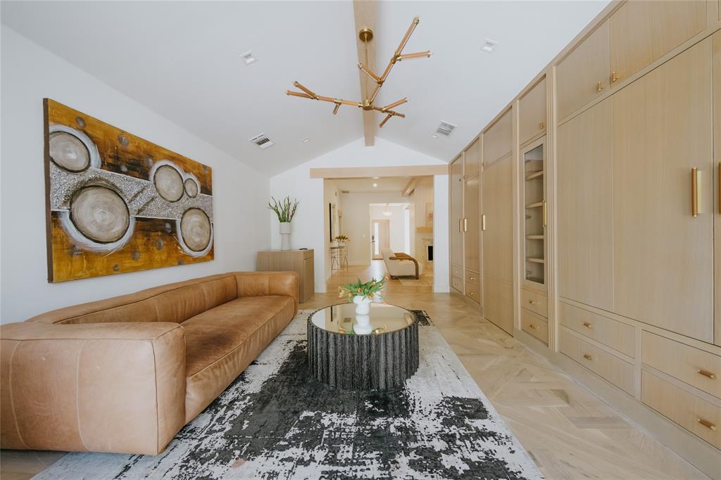 3117 Teakwood Lane