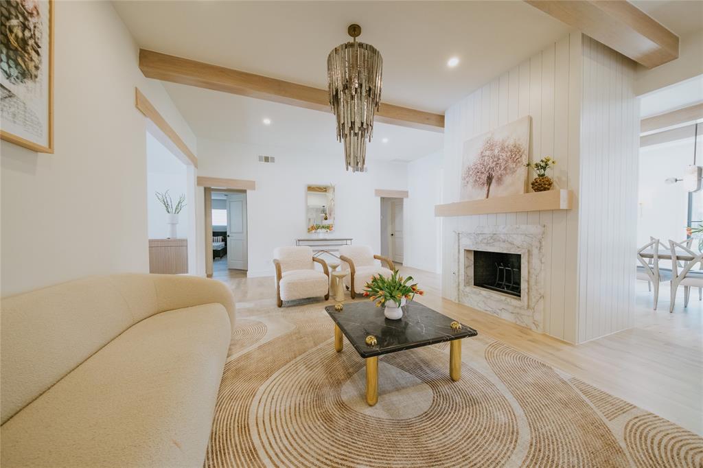 3117 Teakwood Lane