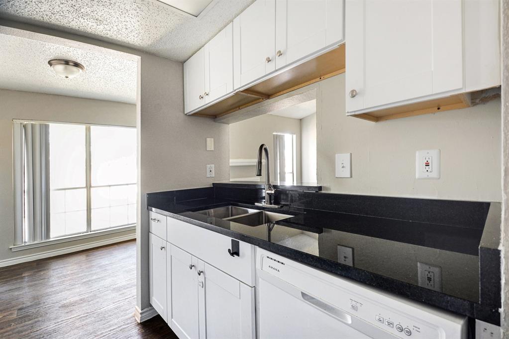 Meadows Condo - Residential