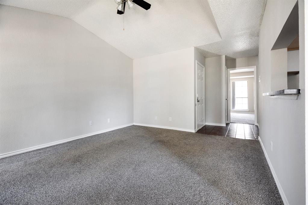 Meadows Condo - Residential