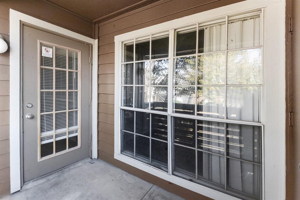 Meadows Condo - Residential