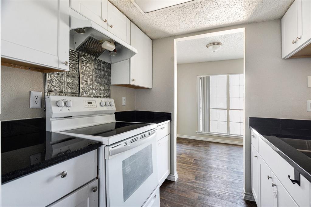 Meadows Condo - Residential