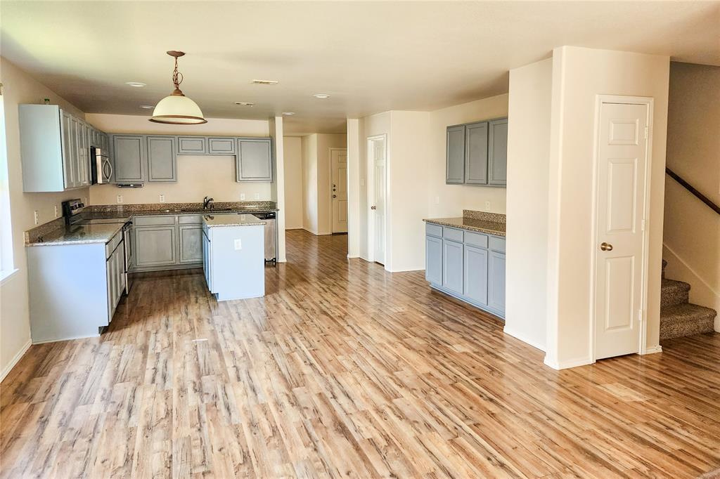 Creekside At Preston Ph 3 - Residential Lease