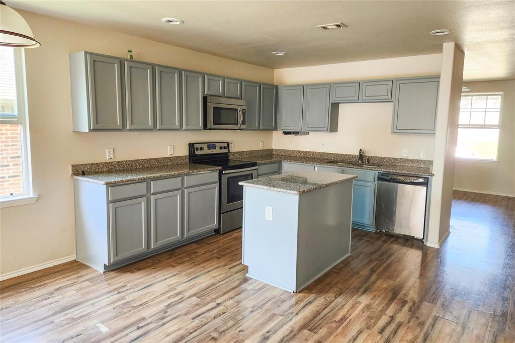 Creekside At Preston Ph 3 - Residential Lease