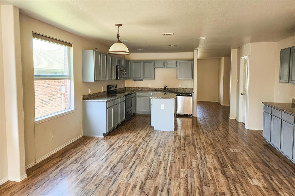 Creekside At Preston Ph 3 - Residential Lease