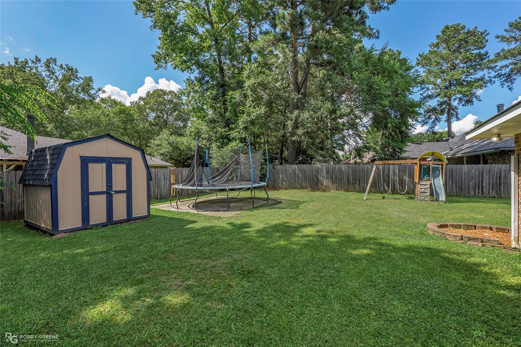 Shreveport, Louisiana 71129, United States, 3 Bedrooms Bedrooms, ,2 BathroomsBathrooms,Residential,Pending,160821