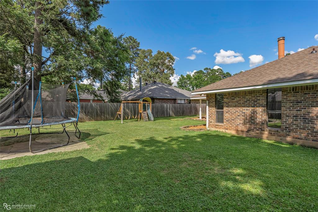 Shreveport, Louisiana 71129, United States, 3 Bedrooms Bedrooms, ,2 BathroomsBathrooms,Residential,Pending,160821