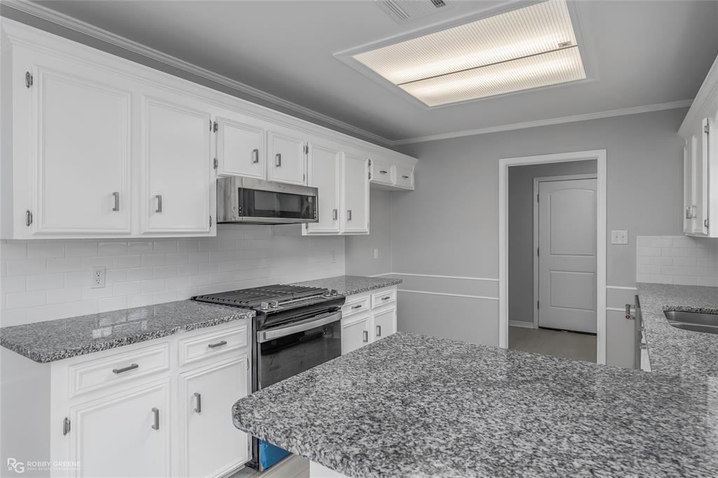 Shreveport, Louisiana 71129, United States, 3 Bedrooms Bedrooms, ,2 BathroomsBathrooms,Residential,Pending,160821