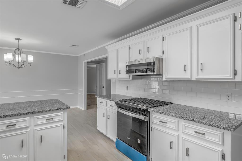 Shreveport, Louisiana 71129, United States, 3 Bedrooms Bedrooms, ,2 BathroomsBathrooms,Residential,Pending,160821