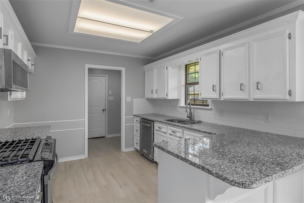 Shreveport, Louisiana 71129, United States, 3 Bedrooms Bedrooms, ,2 BathroomsBathrooms,Residential,Pending,160821