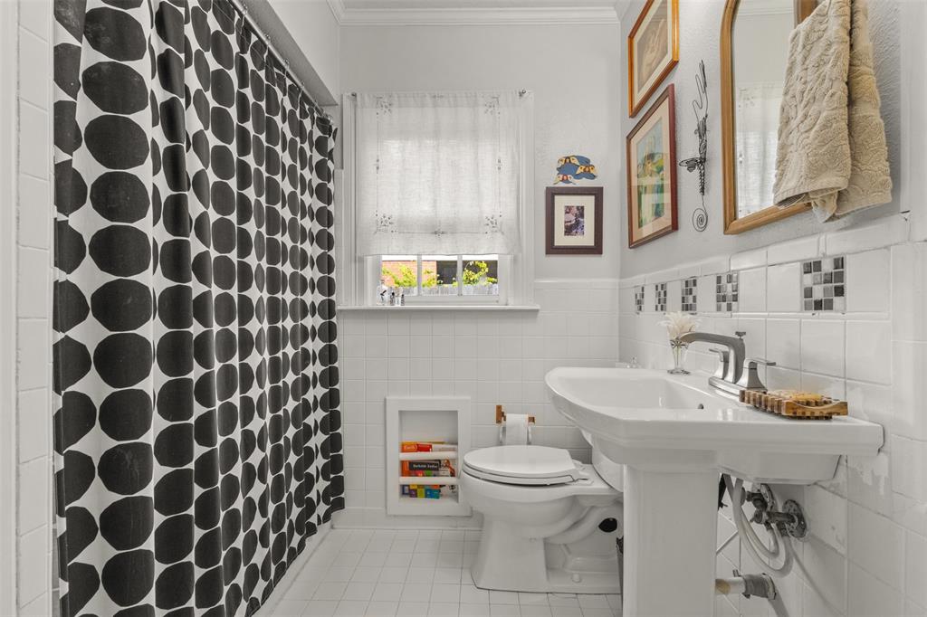 Lake Hlnds Add 2nd Sec - Residential Lease