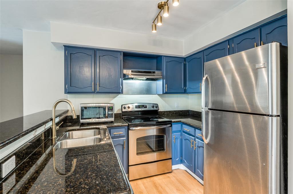 Forest West Condos - Residential Lease