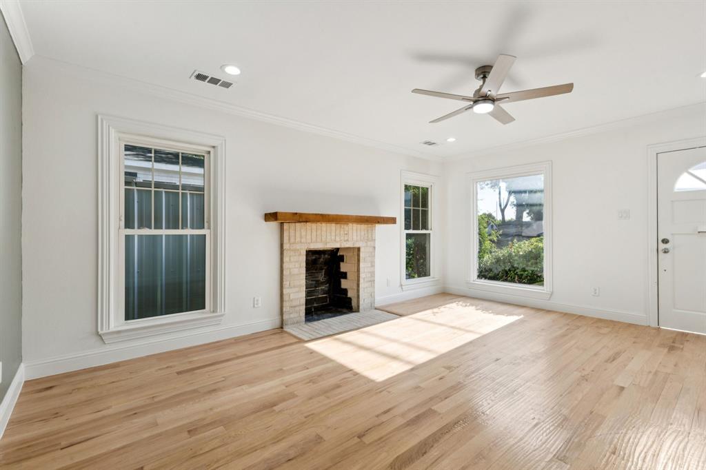 207 N Hampton Road
