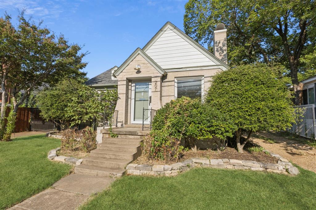 207 N Hampton Road