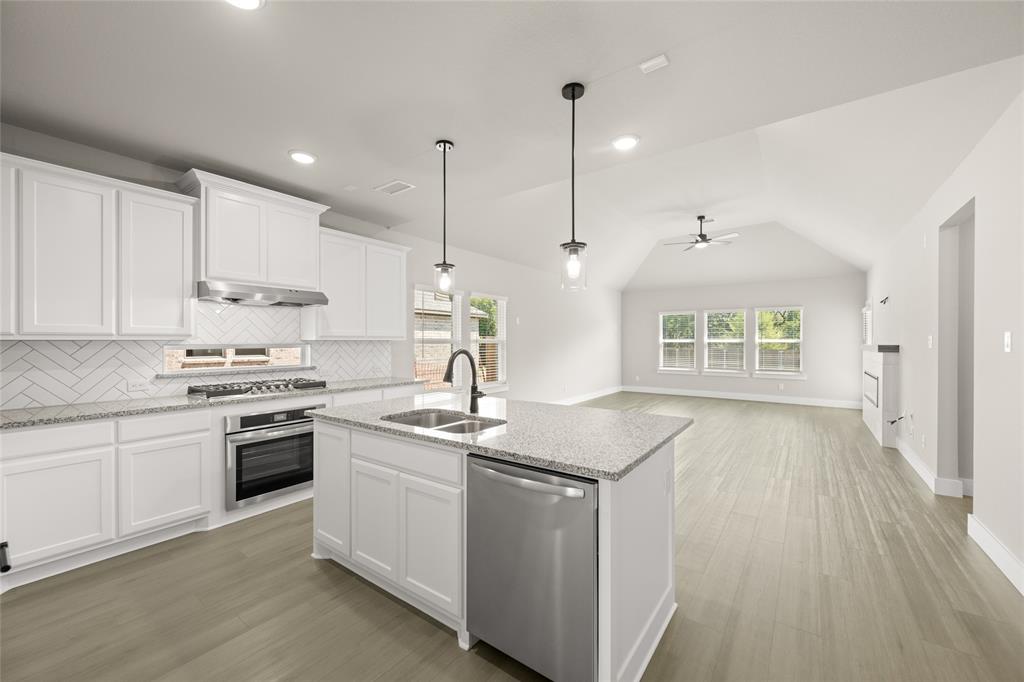 Oaks of North Grove - Residential