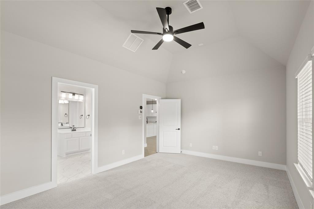 Oaks of North Grove - Residential