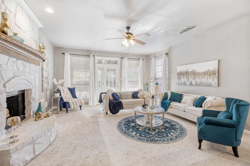 2220 Crestridge Drive