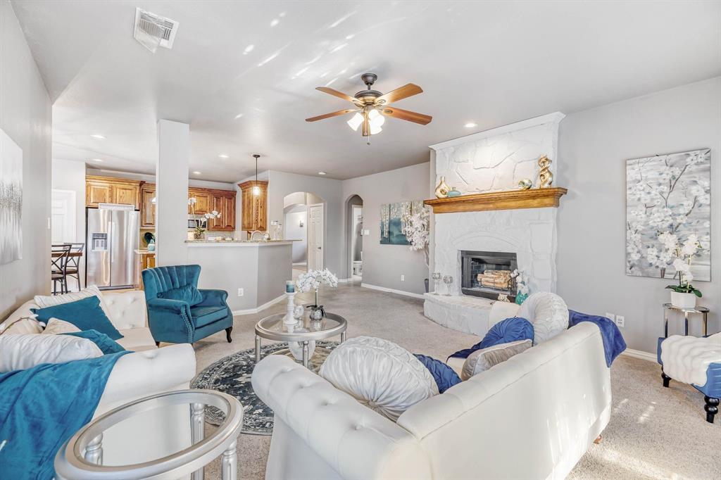 2220 Crestridge Drive