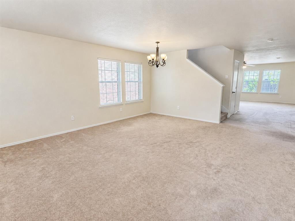 5444 Presidio Drive