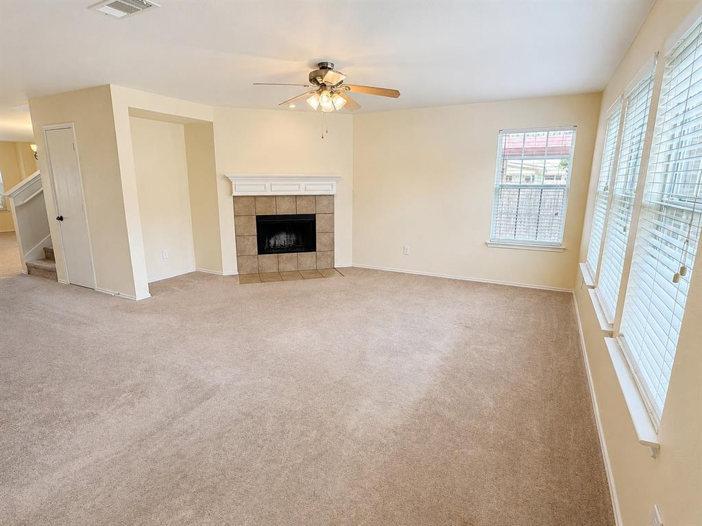 5444 Presidio Drive