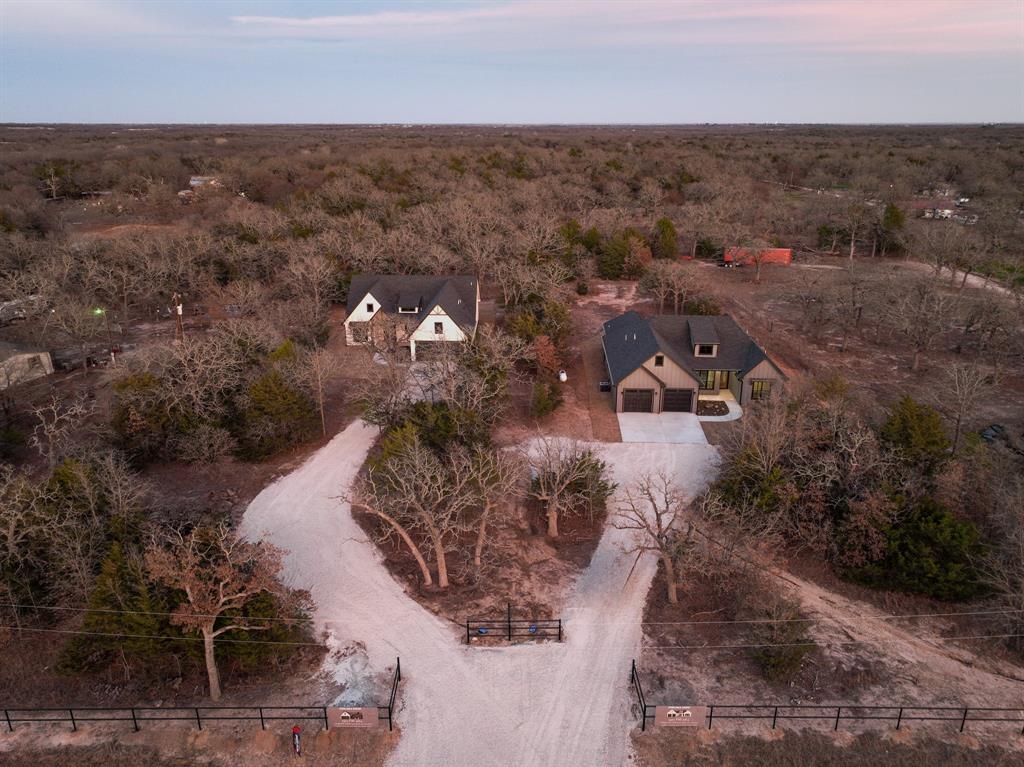 Melo Acres - Residential