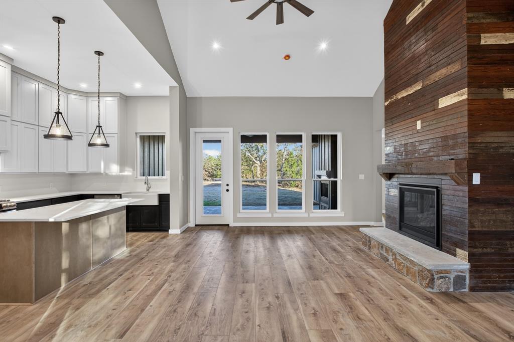 Melo Acres - Residential