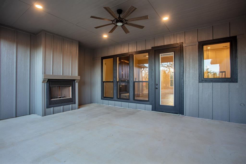 Melo Acres - Residential