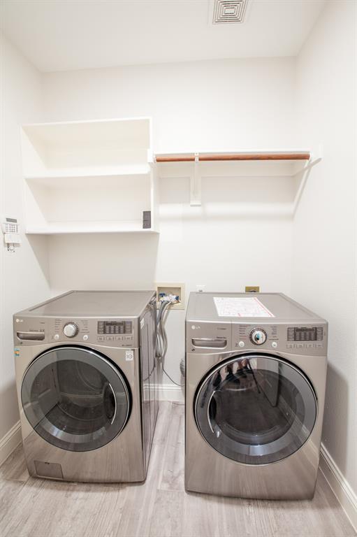 Frisco, Texas 75035, United States, 4 Bedrooms Bedrooms, ,3 BathroomsBathrooms,Residential,Active,150324