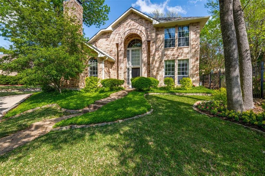 Nestled in a quiet cul-de-sac within the prestigious gated waterfront community of Chandlers Landing on Lake Ray Hubbard, this beautifully updated home offers an exceptional blend of comfort, style, and lifestyle.
The thoughtfully designed floor plan features spacious living areas, oversized bedrooms, and modern updates throughout. One bedroom is conveniently located on the first floor, while four additional bedrooms including the primary suite are situated on the second floor, providing both flexibility and privacy. The home has been tastefully renovated with contemporary finishes, including luxury vinyl flooring and fresh interior paint. Enjoy a serene, private backyard surrounded by mature trees, creating a peaceful, nature-filled setting. A storage shed offers added convenience for extra storage or versatile use. Residents of Chandlers Landing enjoy resort-style amenities, including 24-hour security, marina access, swimming pools, tennis courts, walking trails, parks, and an on-site restaurant.
More than just a home—this is lakeside living at its finest.