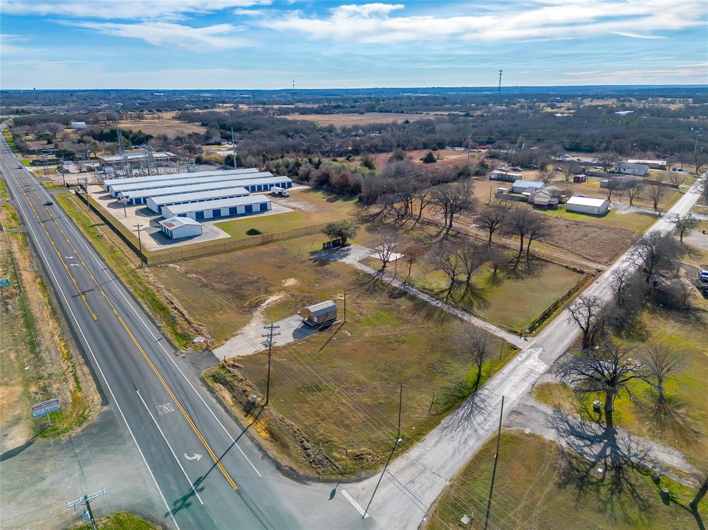 Chisholm Trade Add - Land