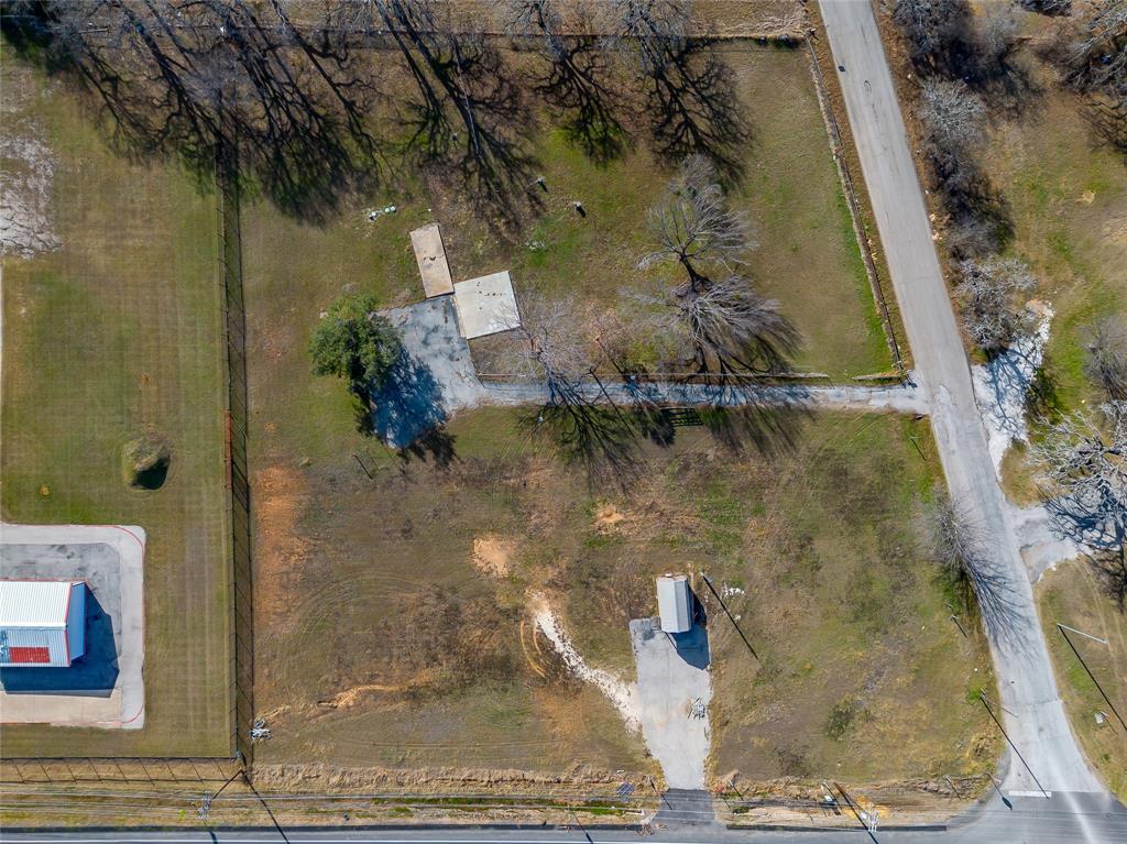 Chisholm Trade Add - Land