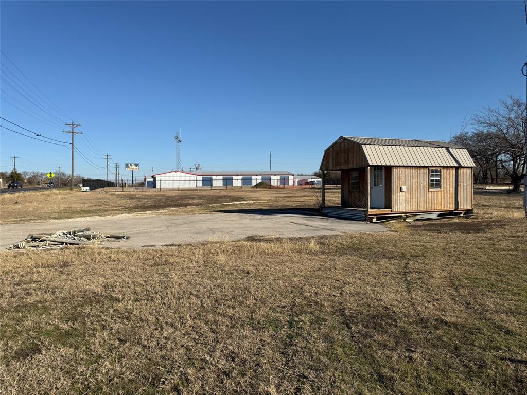 Chisholm Trade Add - Land