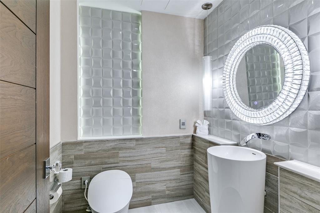 Atlantic Downtown - Residential Lease