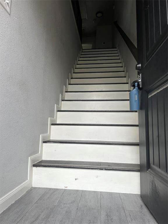 232 Samuel Boulevard 02