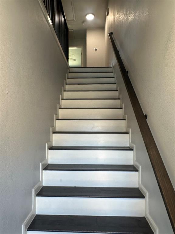 232 Samuel Boulevard 02