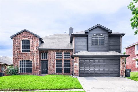 Photo of 1614 Powder Horn Lane, Arlington, TX 76018 (MLS # 21231751)