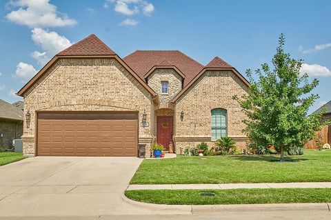 451 Chisholm Trail Justin TX 76247