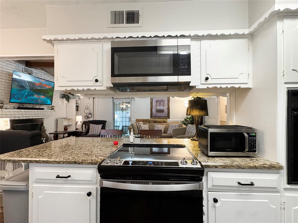 Highland Oaks 04 Inst 03 - Residential