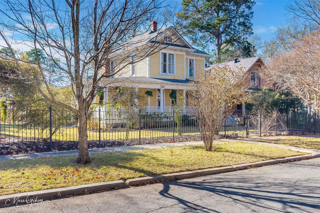 Shreveport, Louisiana 71104, United States, 4 Bedrooms Bedrooms, ,4 BathroomsBathrooms,Residential,Pending,20974