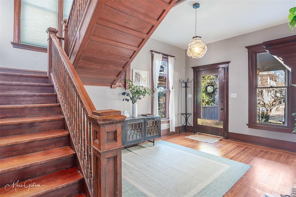 Shreveport, Louisiana 71104, United States, 4 Bedrooms Bedrooms, ,4 BathroomsBathrooms,Residential,Pending,20974