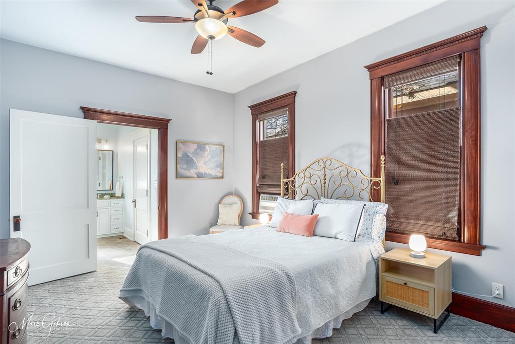 Shreveport, Louisiana 71104, United States, 4 Bedrooms Bedrooms, ,4 BathroomsBathrooms,Residential,Pending,20974