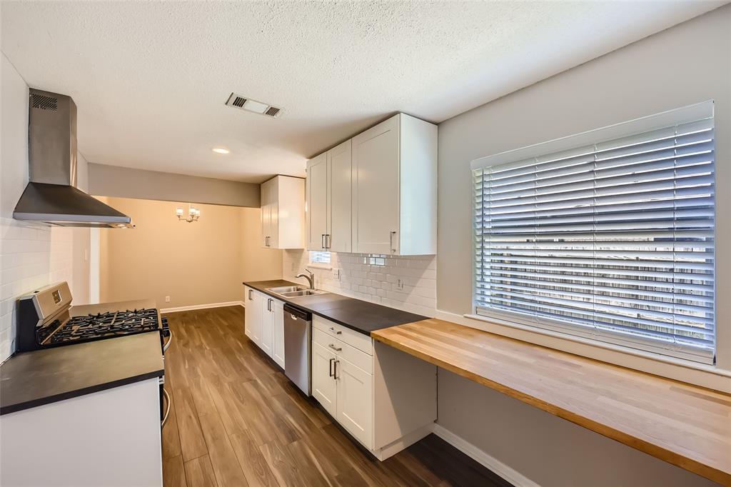 2309 Woodlawn Drive