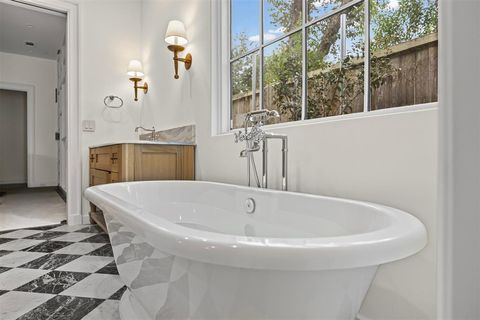 Tiny photo for 4509 Pomona Rd, Dallas, TX 75209 (MLS # 21093708)