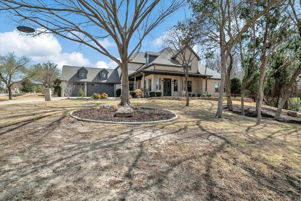 Photo of 77 Seis Lagos Trail, Lucas, TX 75098 (MLS # 21194560)