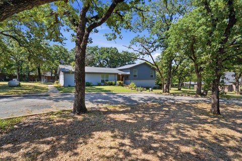 Tiny photo for 4308 Borden Drive, Arlington, TX 76017 (MLS # 21339551)