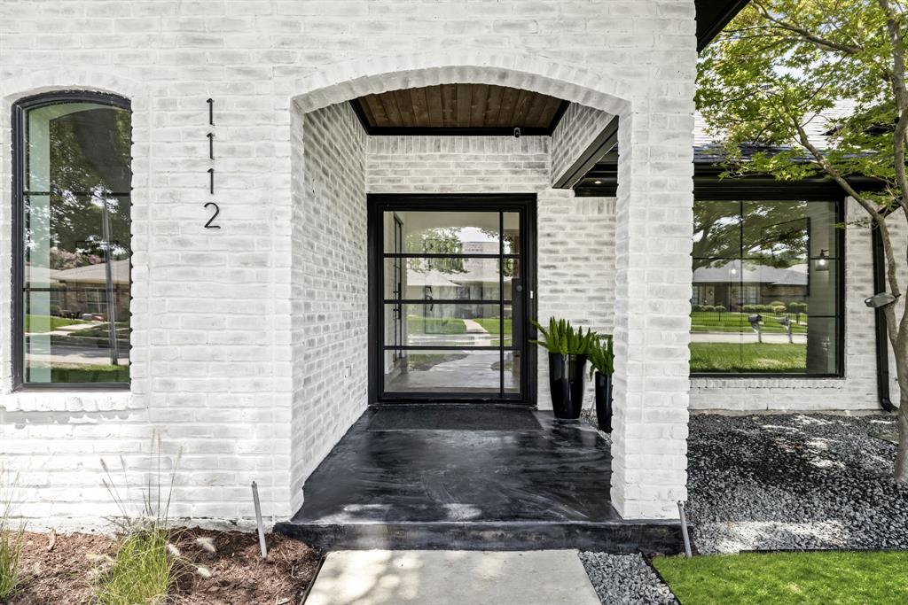 1112 Chesterton Drive
