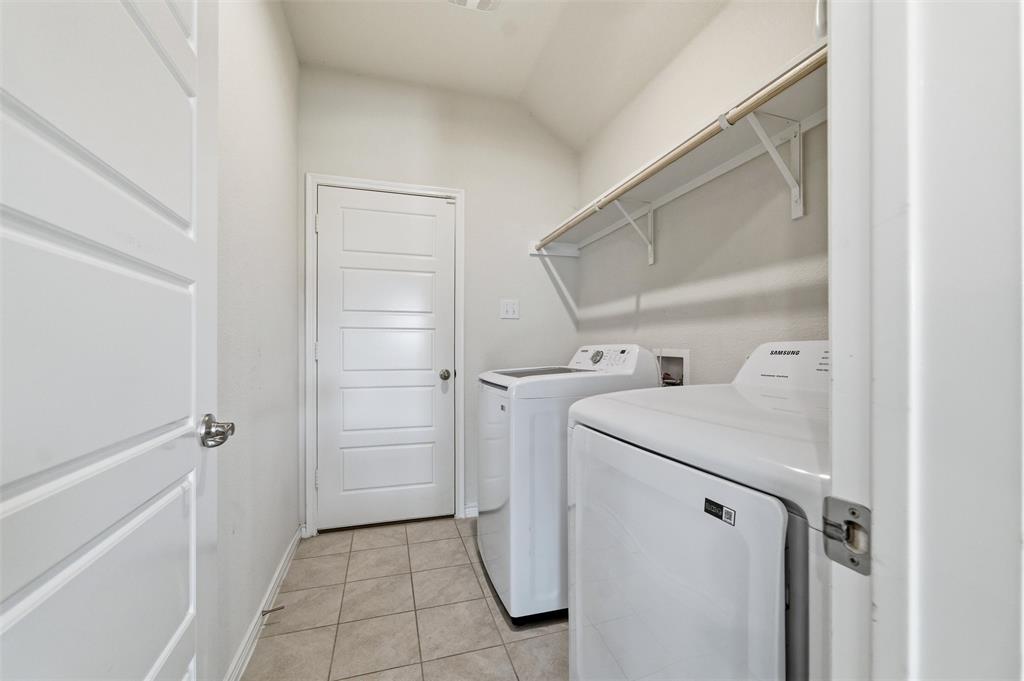 Garden Vly West - Residential