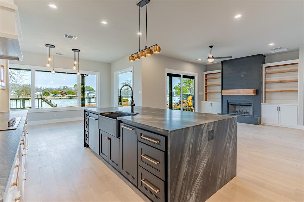 Paradise Bay - Residential