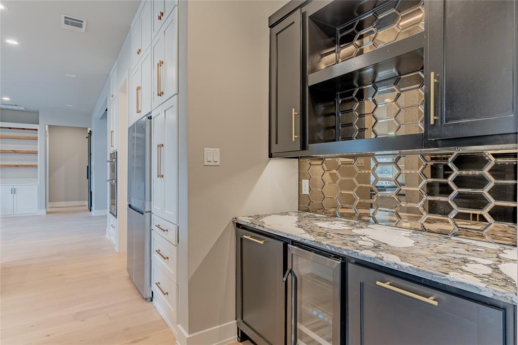 Paradise Bay - Residential